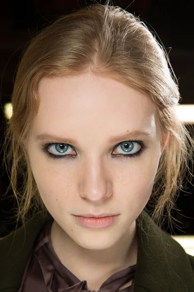 Look 29